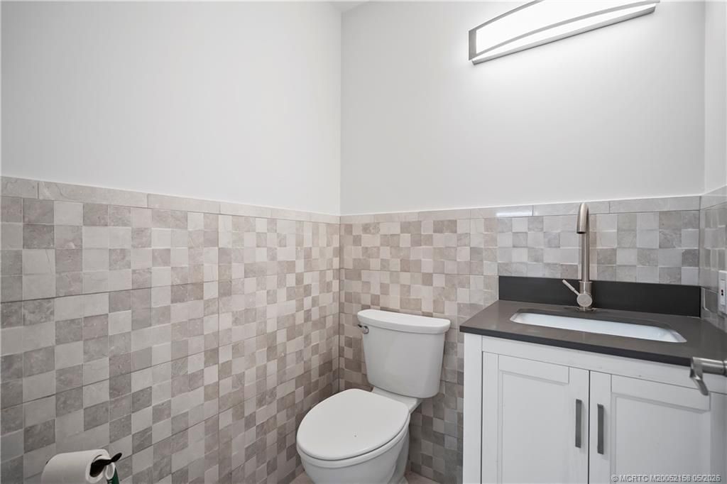 2164 SE Saint Lucie Boulevard, Stuart, FL 34996 Photo