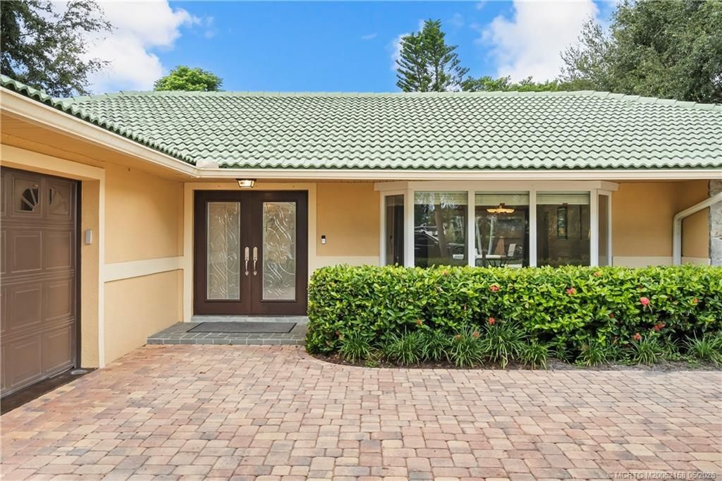 2164 SE Saint Lucie Boulevard, Stuart, FL 34996 Photo