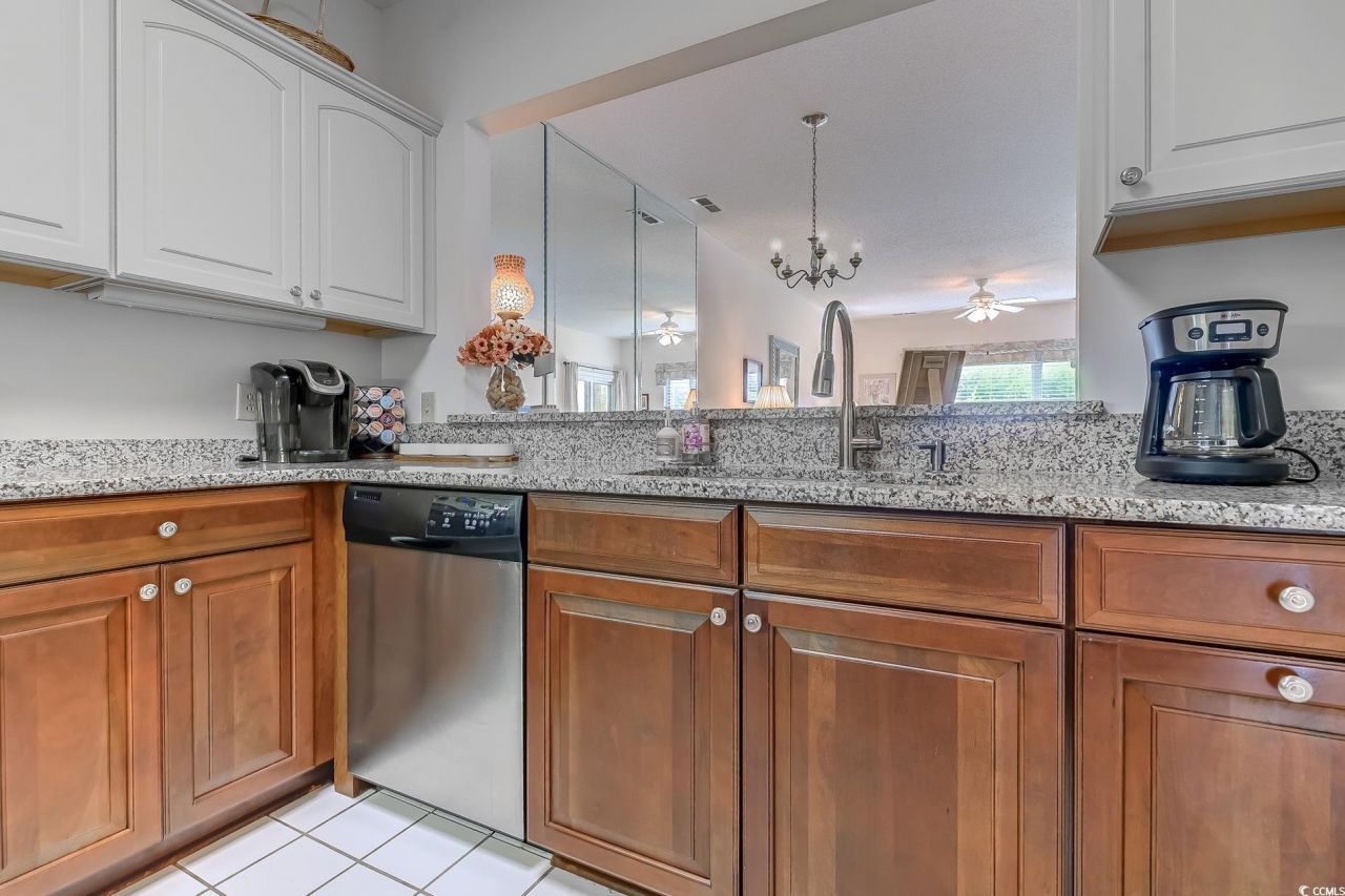 800 Castleford Circle Photo 12