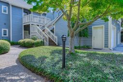 800 Castleford Circle photo 4