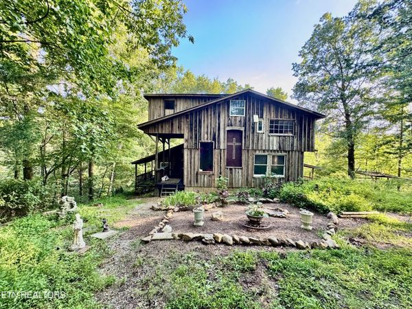 2977 Arch Rd, Cosby, TN 37722