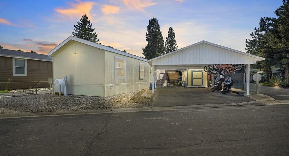 1080 Julie Lane, South Lake Tahoe, CA 96150 Photo