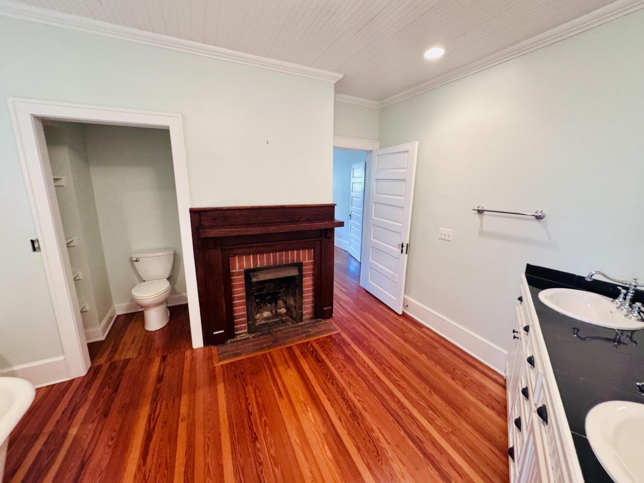 5 S Rosemary Avenue Photo 49