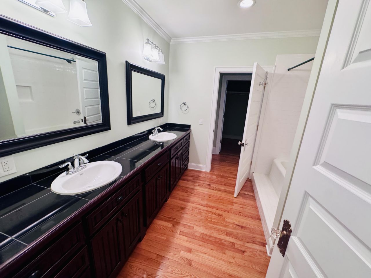 5 S Rosemary Avenue Photo 55