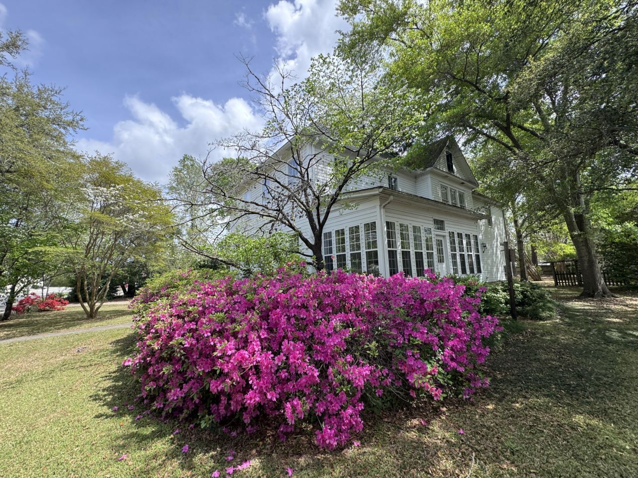 5 S Rosemary Avenue Photo 6