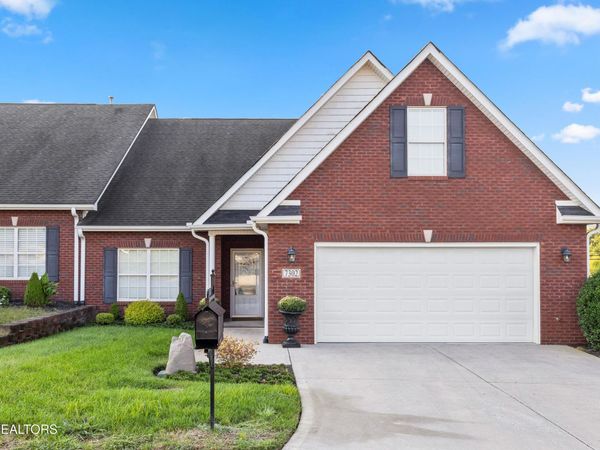 7302 Napa Valley Way, Knoxville, TN 37931