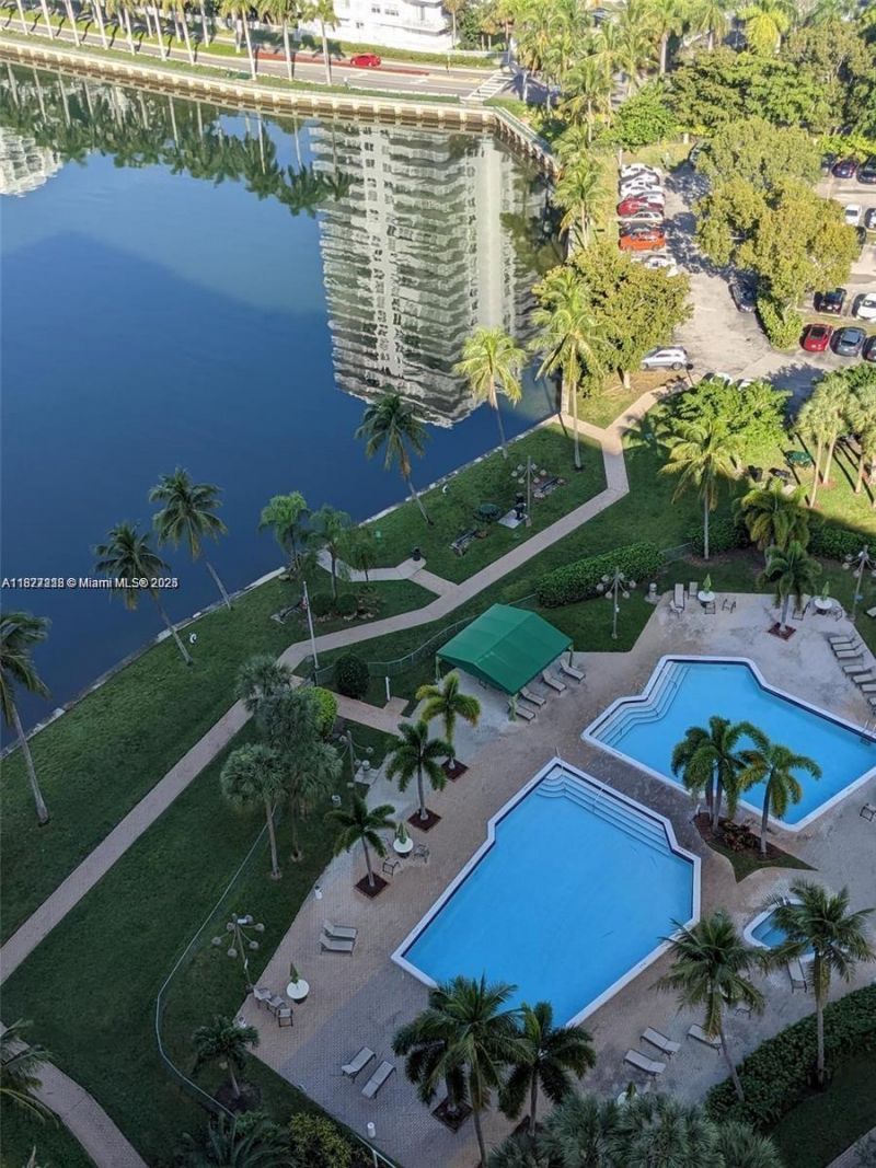 18151 NE 31st Ct, Unit PH108, Aventura, FL 33160 Photo