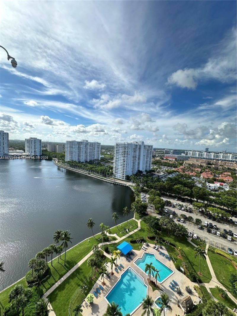 18151 NE 31st Ct, Unit PH108, Aventura, FL 33160 Photo