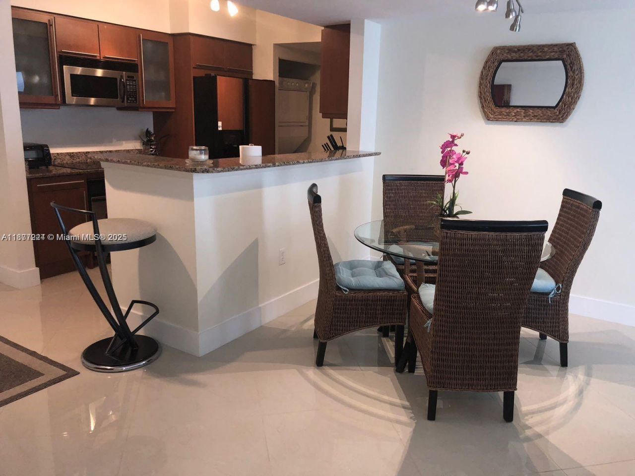 2080 S Ocean Dr, Unit 1507, Hallandale Beach, FL 33009 Photo