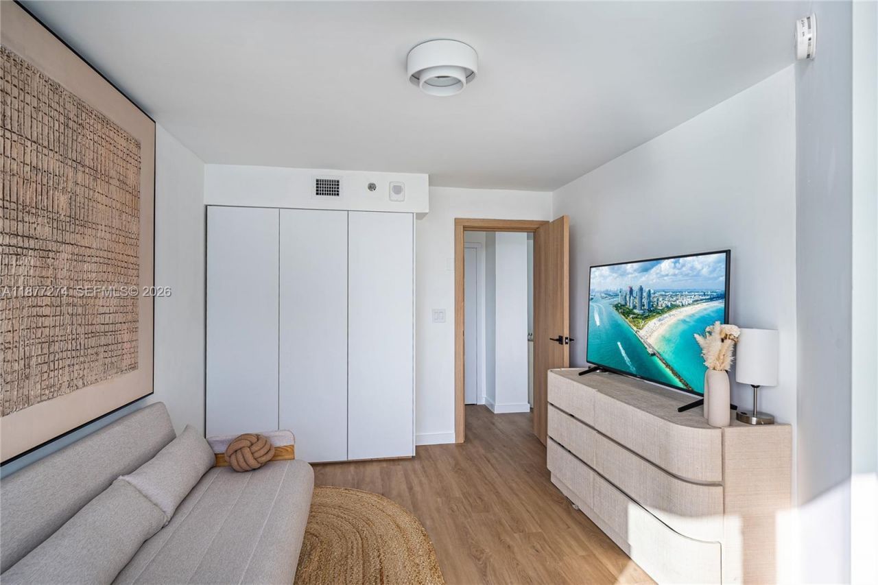 3411 Indian Creek Dr, Unit 704, Miami Beach, FL 33140 Photo