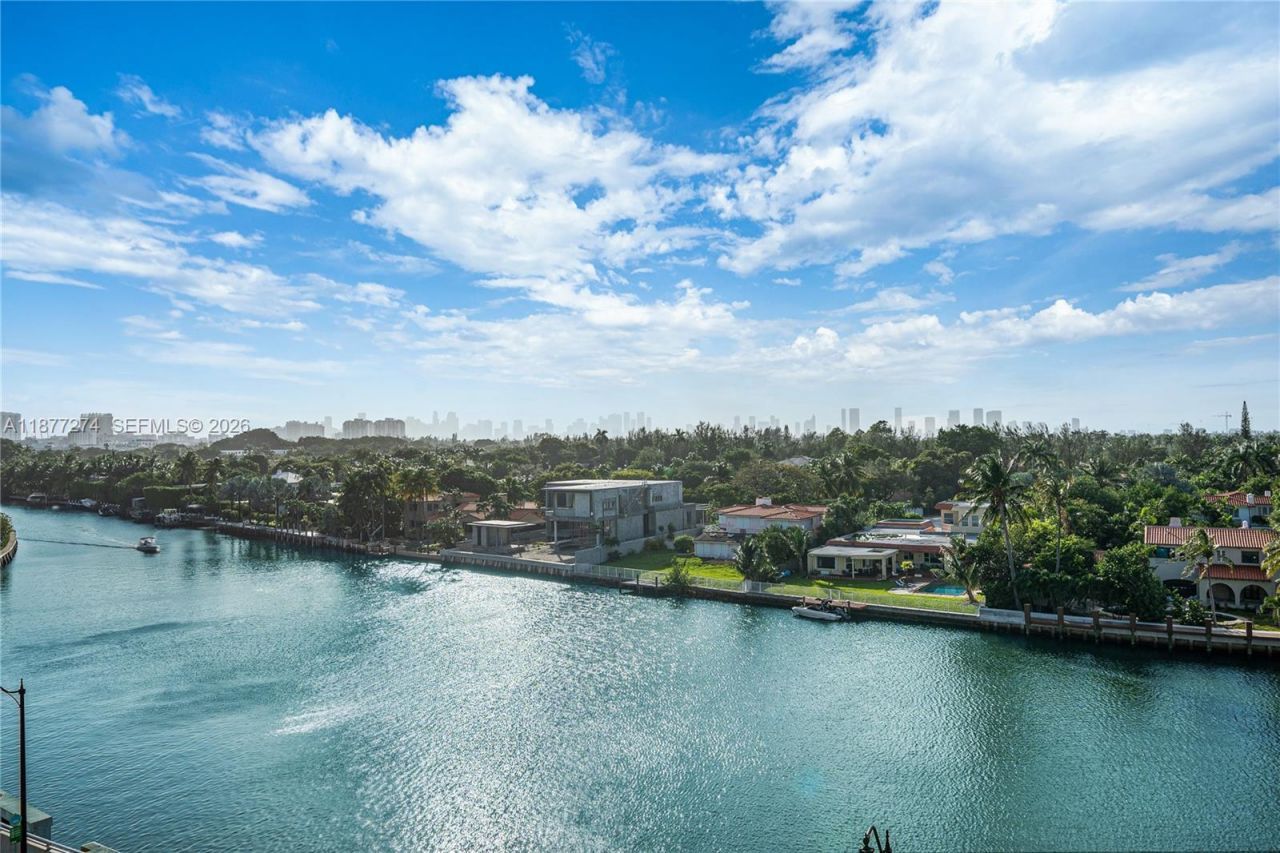 3411 Indian Creek Dr, Unit 704, Miami Beach, FL 33140 Photo