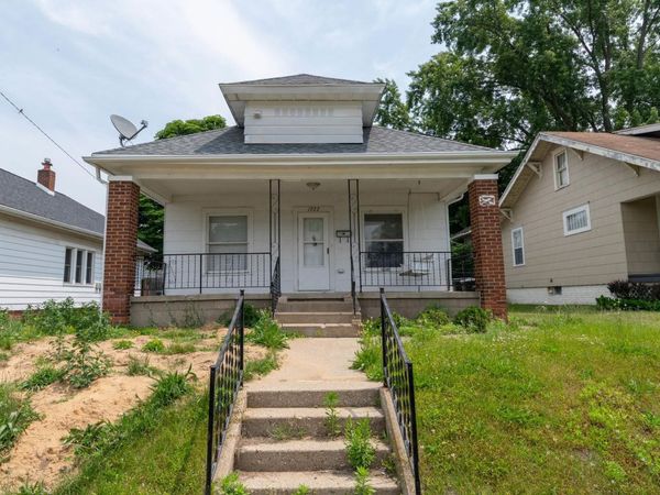 1722 Nash Street, South Bend, IN 46613