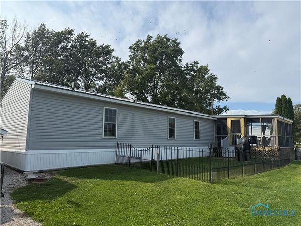 265 S Meachem, Port Clinton, OH 43452