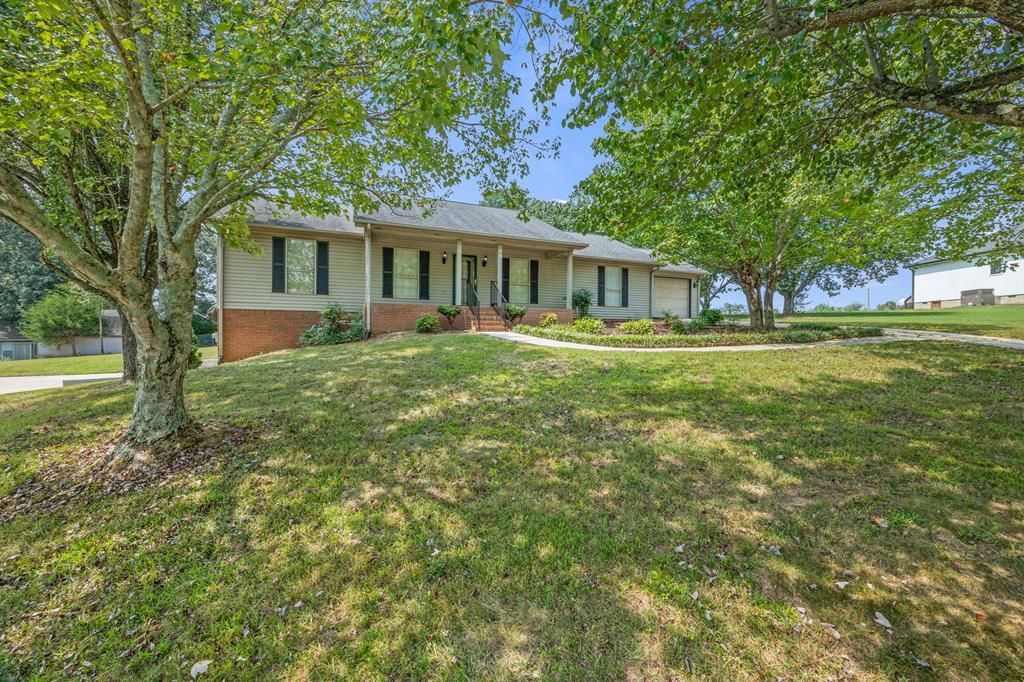 1410 Biltmore Circle, Cookeville, TN 38501 Main Photo