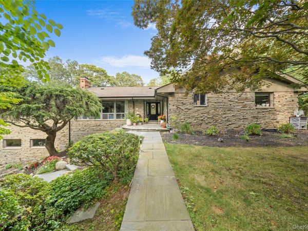 55 Rolling Hill Lane, Old Westbury, NY 11568