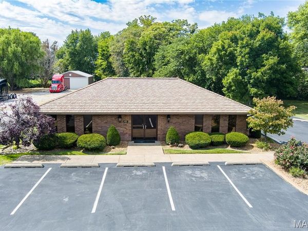 4917 Maryville Road, Granite City, IL 62040