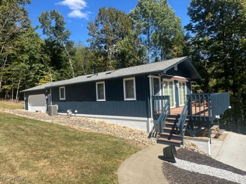 5 Latonka Trail, Malvern, OH 44644 Photo 2