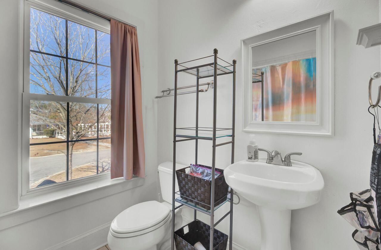 124 Summers Creek Court Photo 16