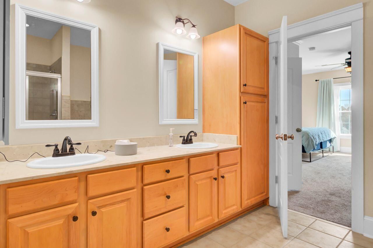 124 Summers Creek Court Photo 21