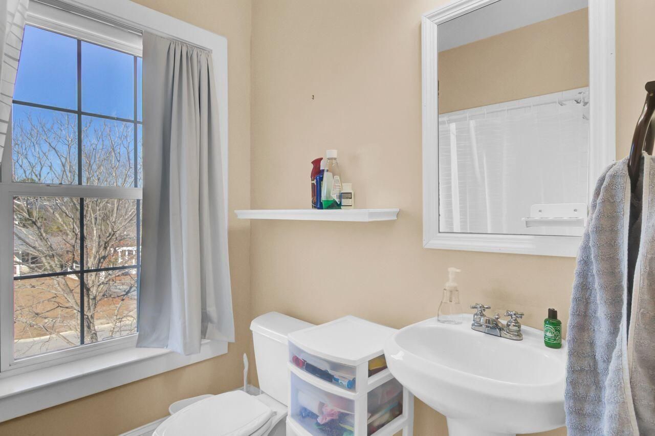 124 Summers Creek Court Photo 23