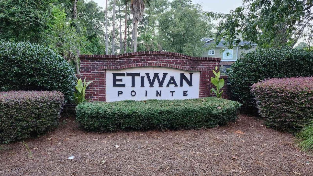 124 Summers Creek Court Photo 31