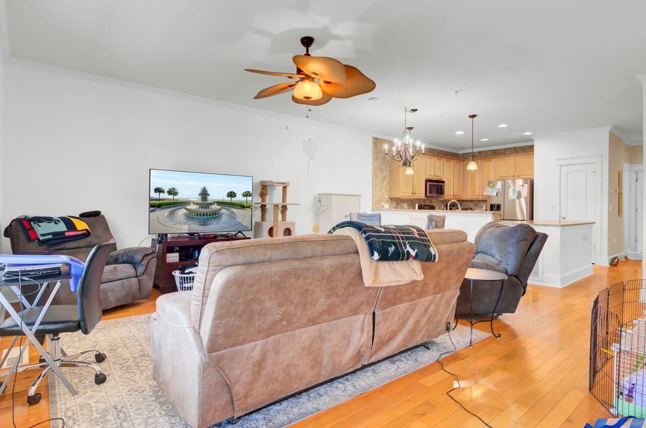 124 Summers Creek Court Photo 7