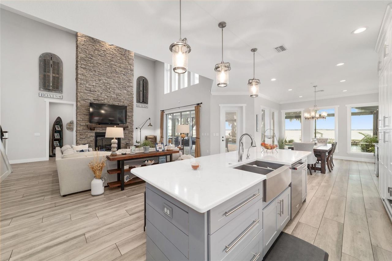 12350 E Highway 25, Ocklawaha, FL 32179 Photo