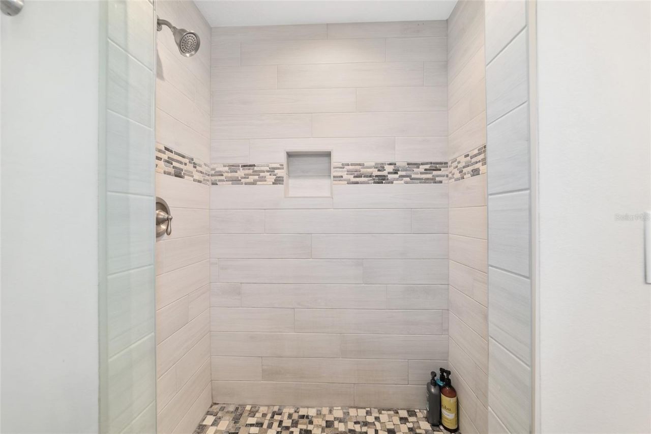 12350 E Highway 25, Ocklawaha, FL 32179 Photo