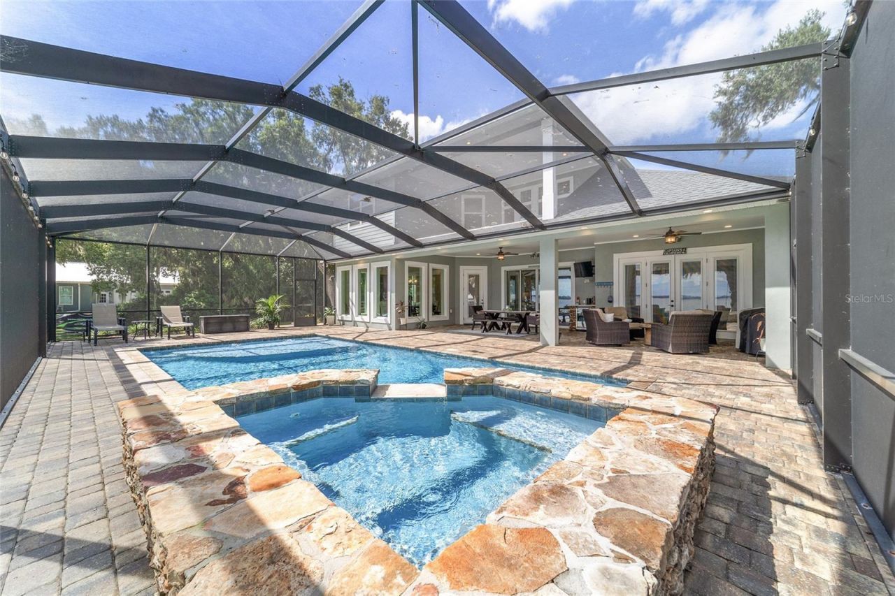 12350 E Highway 25, Ocklawaha, FL 32179 Photo