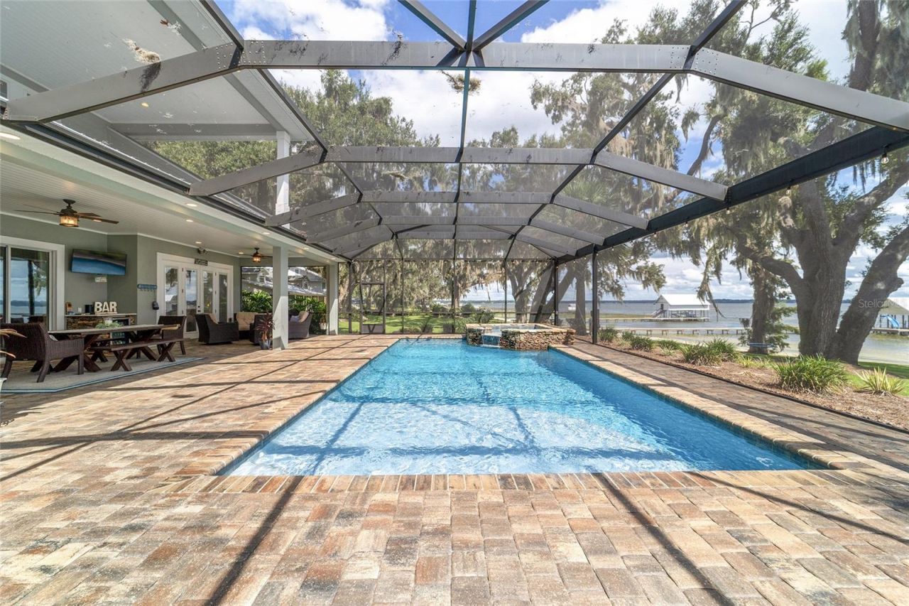 12350 E Highway 25, Ocklawaha, FL 32179 Photo