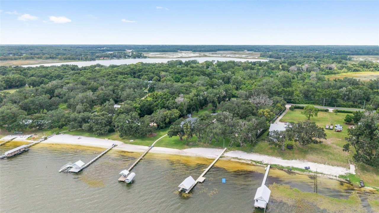 12350 E Highway 25, Ocklawaha, FL 32179 Photo