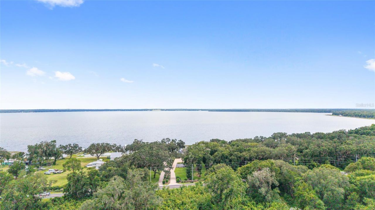 12350 E Highway 25, Ocklawaha, FL 32179 Photo