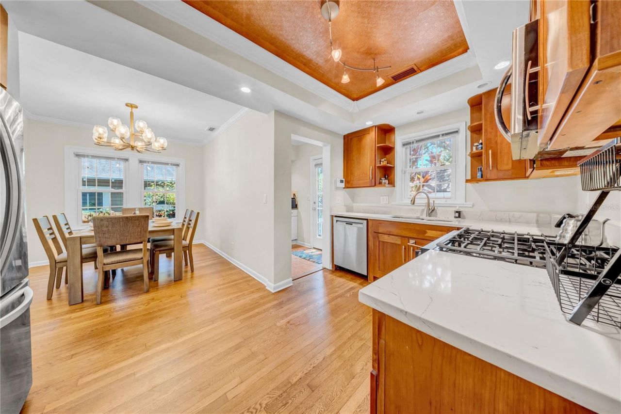 150 23rd Avenue N, Saint Petersburg, FL 33704 Photo