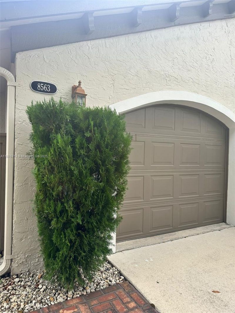 8563 SW 115th Ct, Unit 8563, Miami, FL 33173 Photo