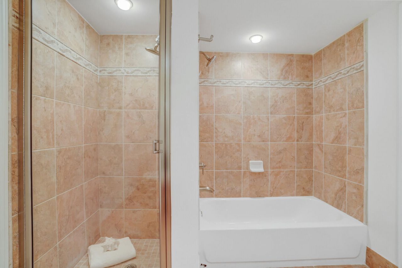 3000 N Ocean Drive, Unit 25c, Singer Island, FL 33404 Photo