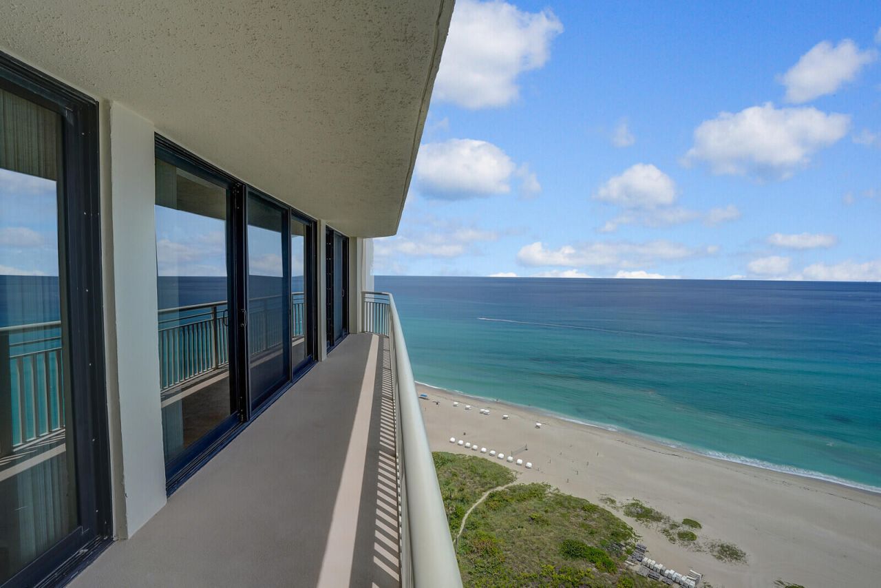 3000 N Ocean Drive, Unit 25c, Singer Island, FL 33404 Photo