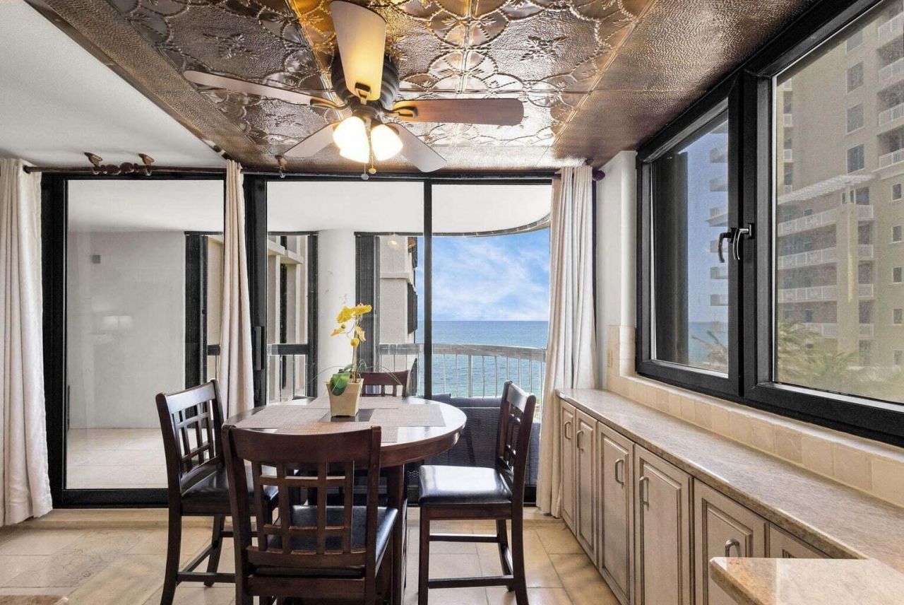 5380 N Ocean Drive, Unit 5 B, Singer Island, FL 33404 Photo