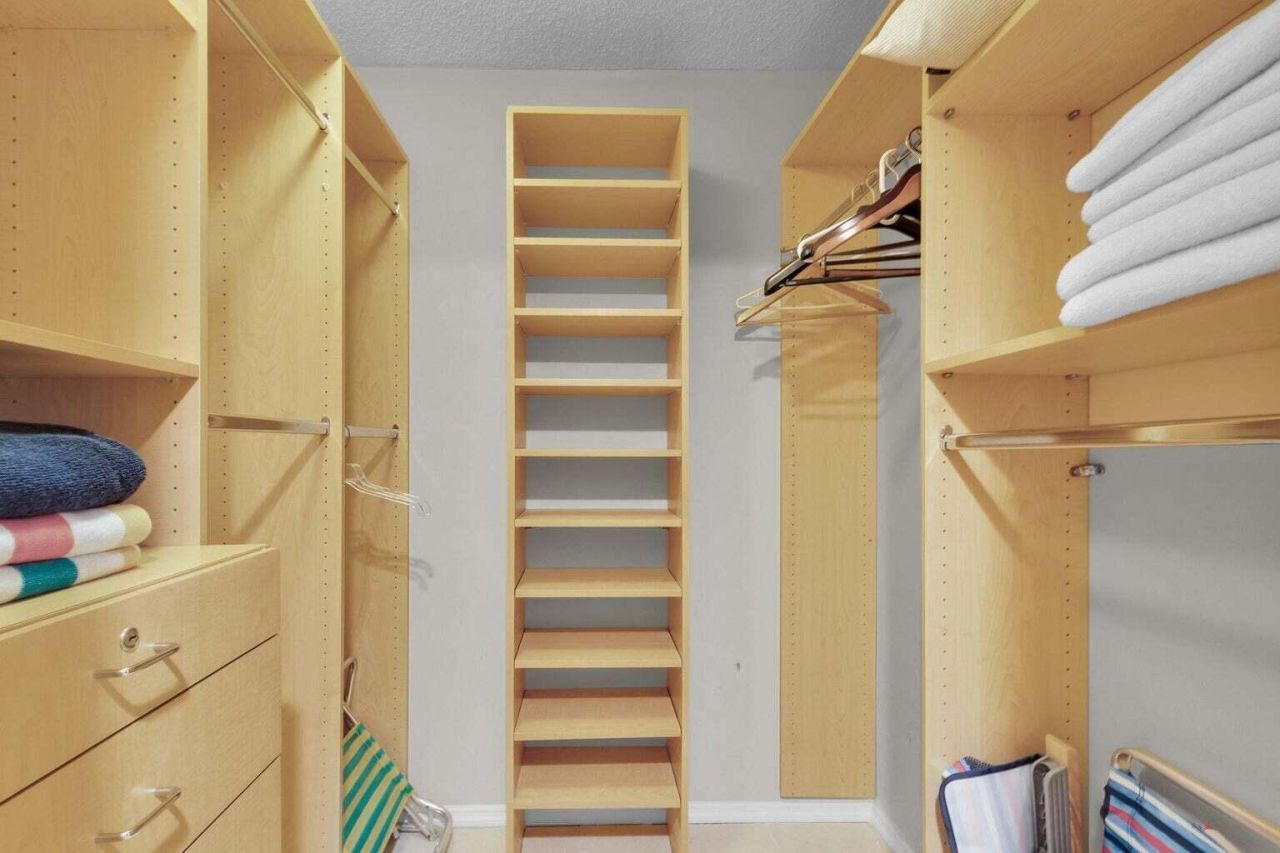 5380 N Ocean Drive, Unit 5 B, Singer Island, FL 33404 Photo