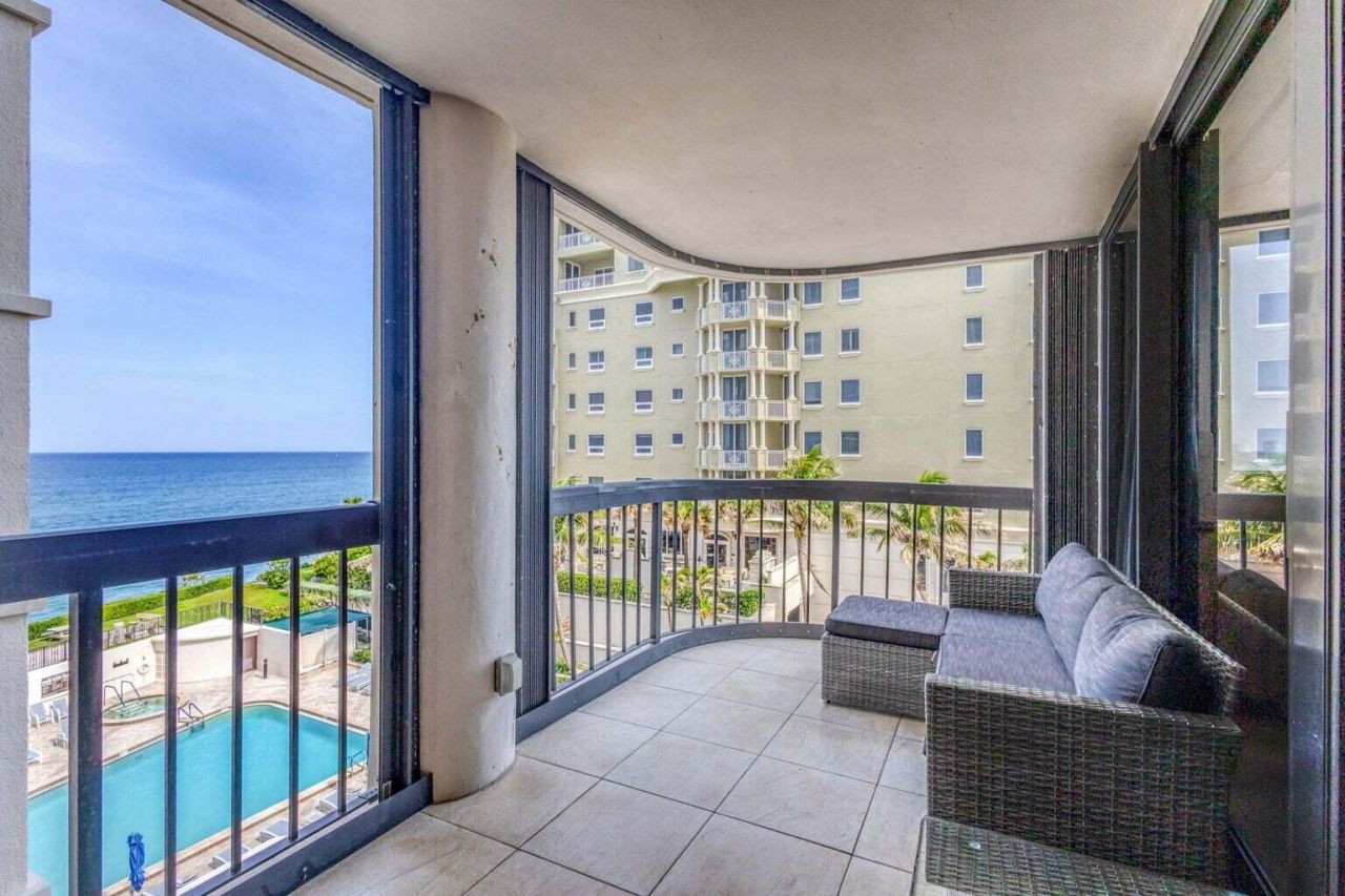 5380 N Ocean Drive, Unit 5 B, Singer Island, FL 33404 Photo