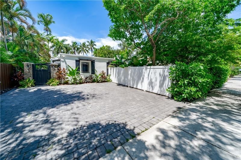 417 NE 15th Avenue, Fort Lauderdale, FL 33301 Photo