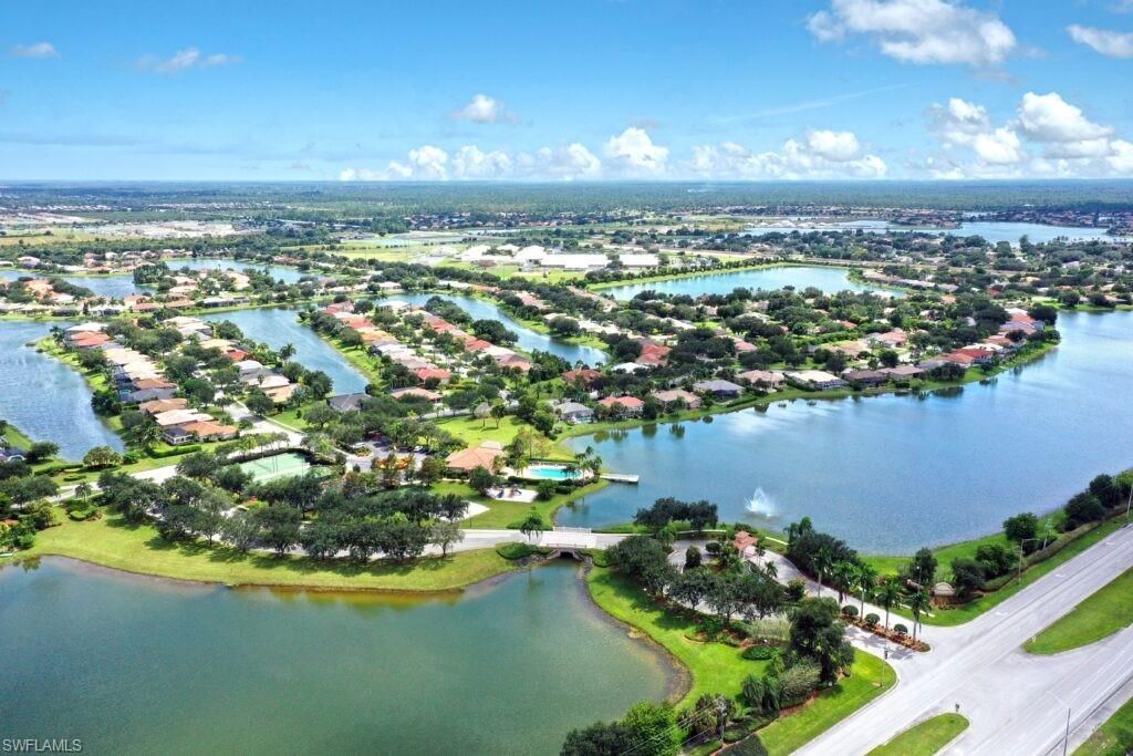 1098 Port Orange Way, Naples, FL 34120 Photo