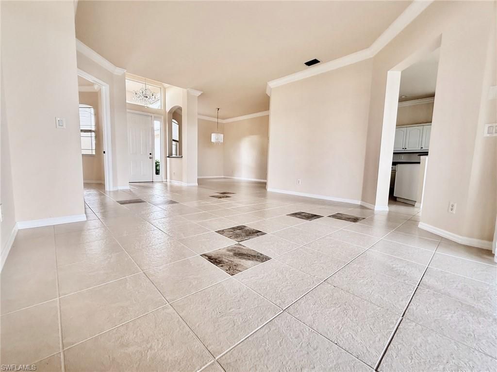 1098 Port Orange Way, Naples, FL 34120 Photo