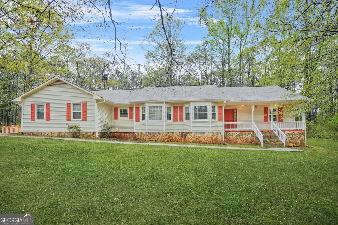 125 Bridget Drive, Hampton, GA 30228 Main Photo