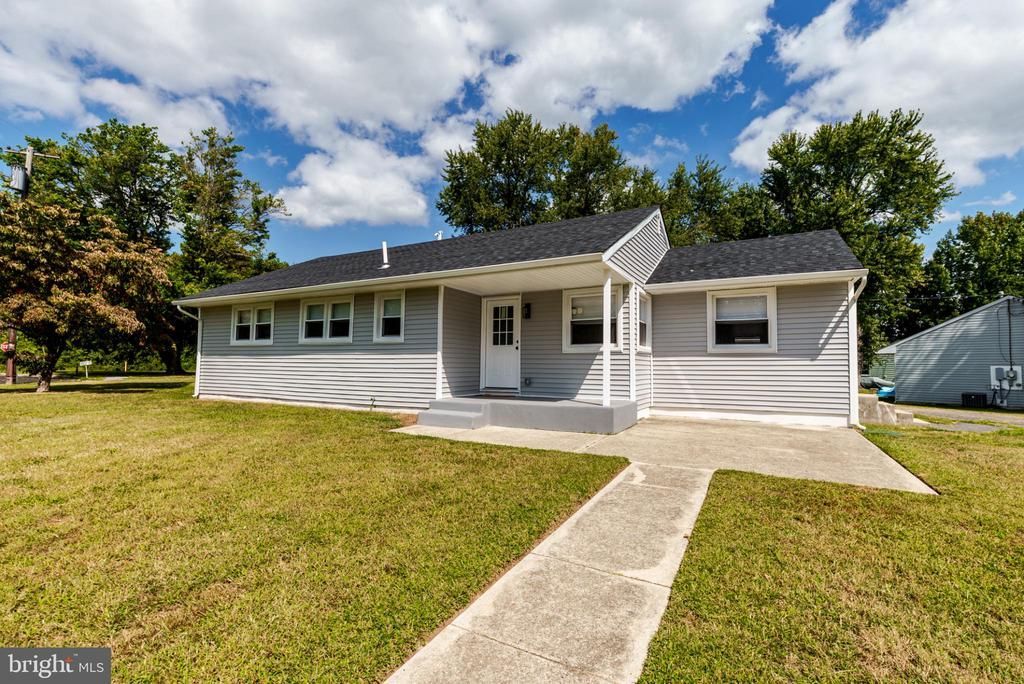 3 Donna Drive, Pedricktown, NJ 08067 Main Photo