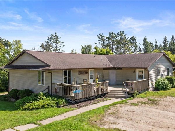 204 Lake Avenue E, Hill City, MN 55748