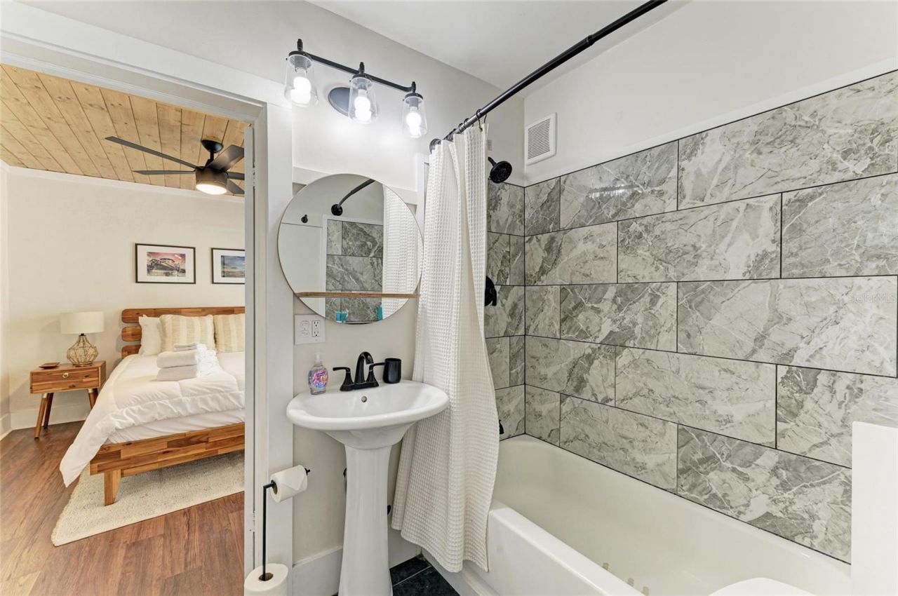 2418 12th Avenue W, Bradenton, FL 34205 Photo