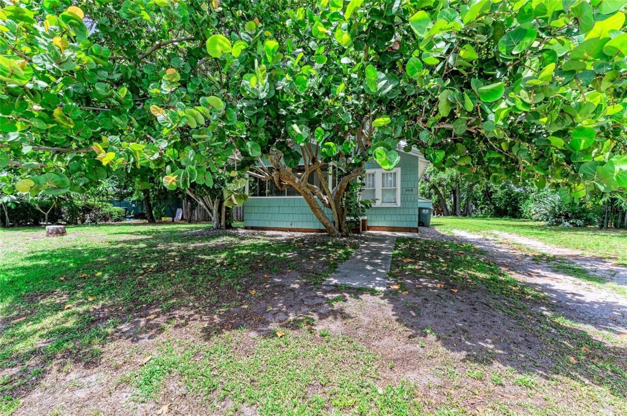 2418 12th Avenue W, Bradenton, FL 34205 Photo