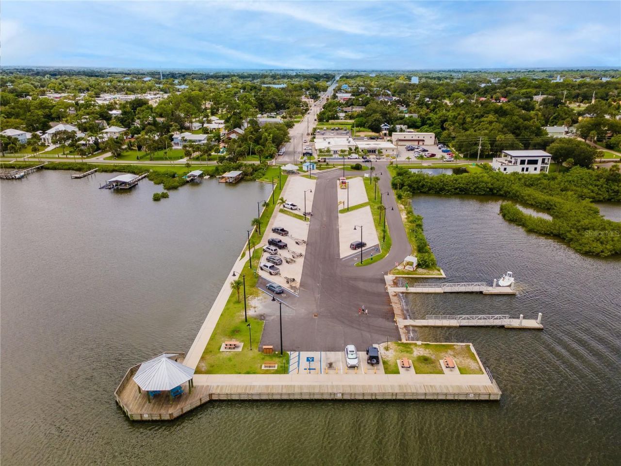 125 E Rhode Island Street, Edgewater, FL 32132 Photo