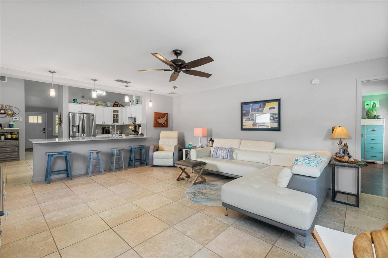 125 E Rhode Island Street, Edgewater, FL 32132 Photo