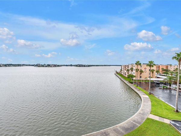 7700 SUN ISLAND DRIVE S, Unit 401, SOUTH PASADENA, FL 33707